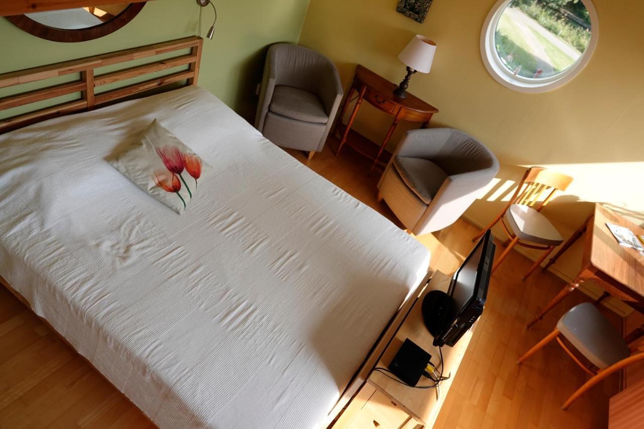 Sonnesleep Bed and Breakfast Almere Esterno foto